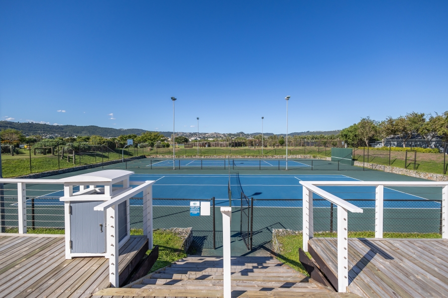4 Bedroom Property for Sale in Thesen Islands Western Cape